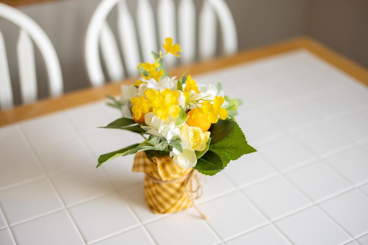 Georgetown Villas 3-2C Close To Cleveland Airport And Fairview Hospital Ideal For Long Stays! 페어뷰공원 외부 사진